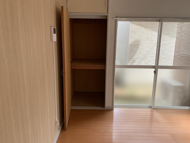 収納　室内2箇所にクローゼットあり