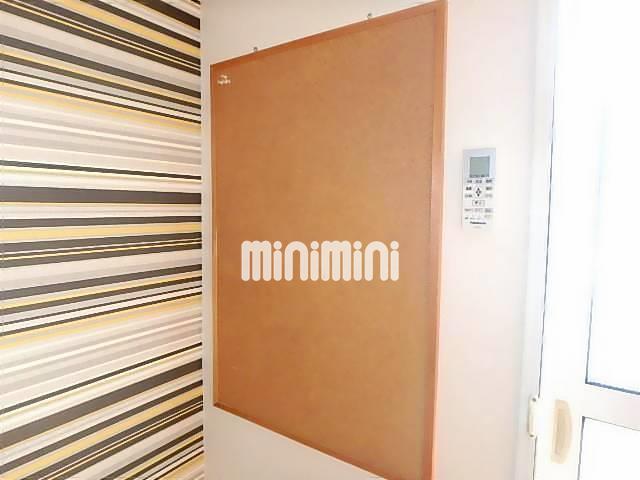 その他　プリントや写真等貼れて便利＆オシャレです。