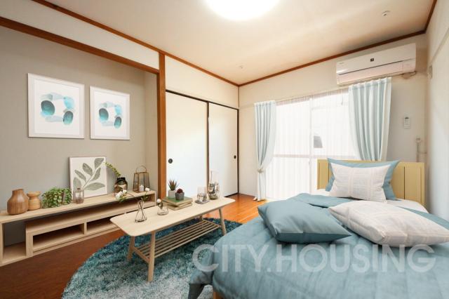 居室・リビング　※モデルルームで、家具は展示用です。