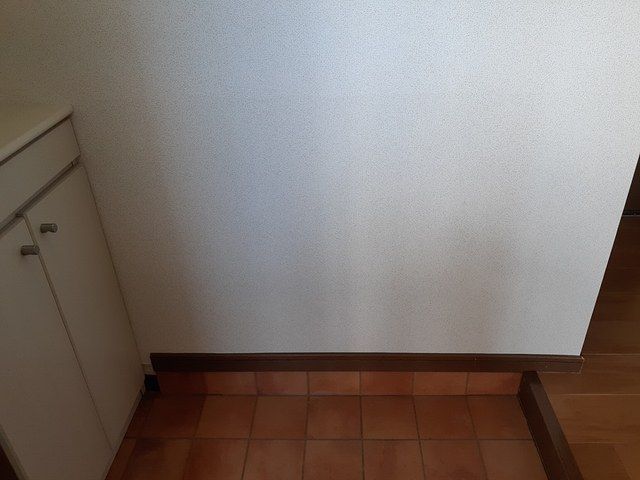 【福井市和田東のアパートの玄関】