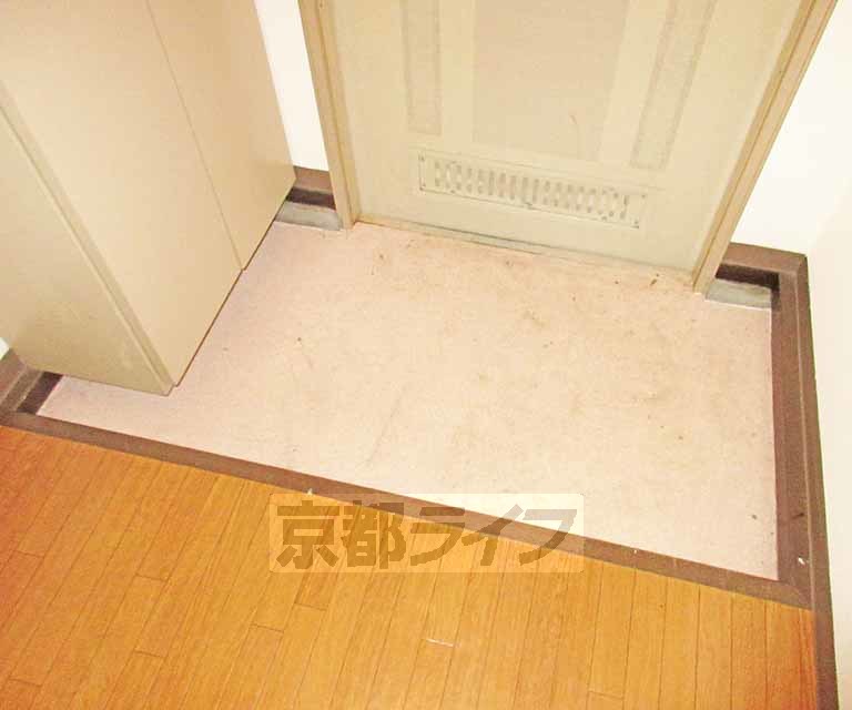 玄関　丁度良い大きさ！