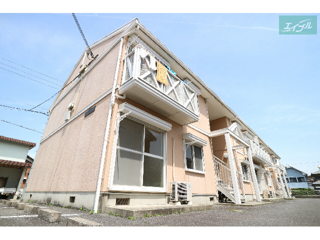 来夢1番館の建物外観