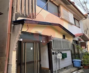 門真市末広町貸家の建物外観