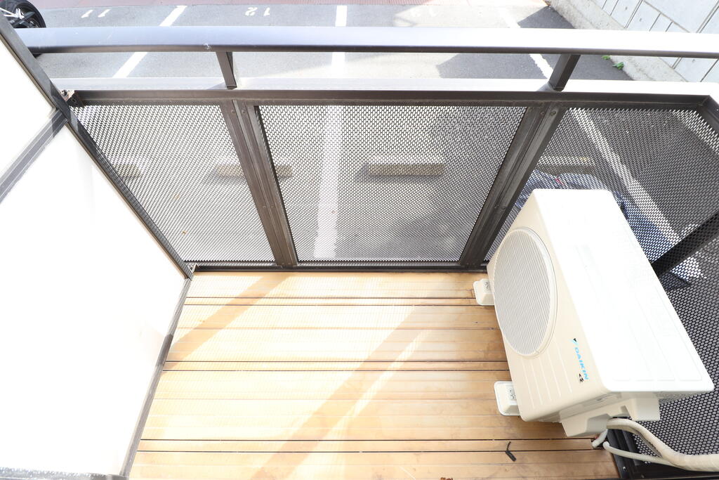 バルコニー　日当たりいいバルコニー♪