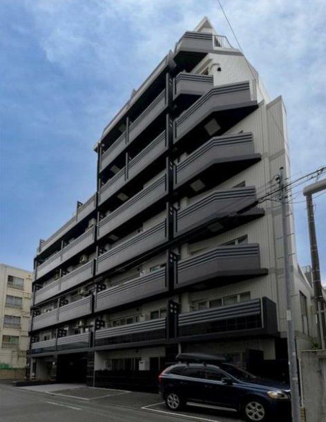 世田谷区三軒茶屋のマンションの建物外観