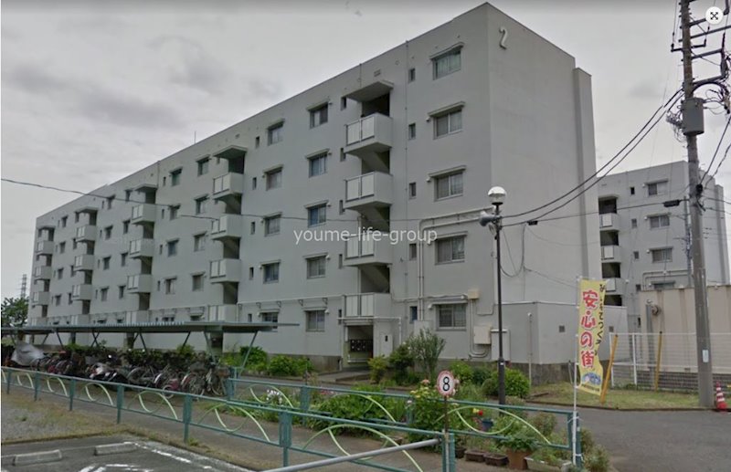 平塚市下島のマンションの建物外観