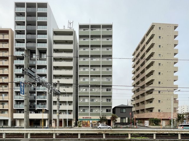 新宿区西早稲田のマンションの建物外観