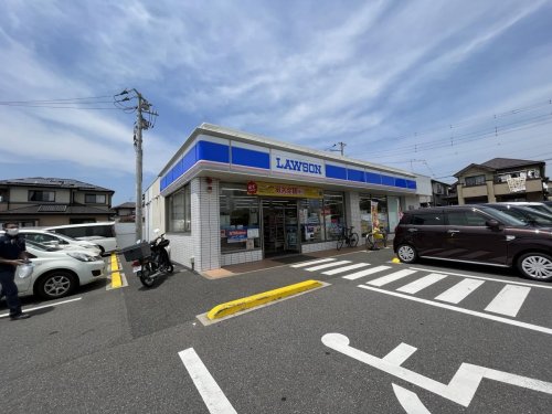 コンビニ　ローソン千葉稲毛町店（コンビニ）まで821m