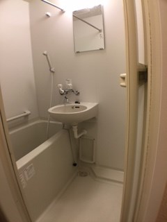 バス・シャワールーム　バスルーム