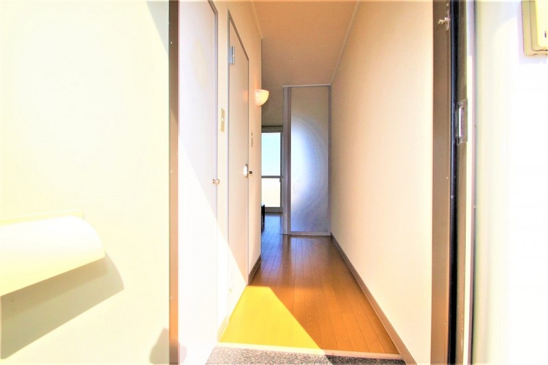 その他　広々としたバルコニーになっています