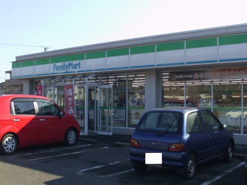 コンビニ　ファミリーマート 福井西谷店（コンビニ）まで400m