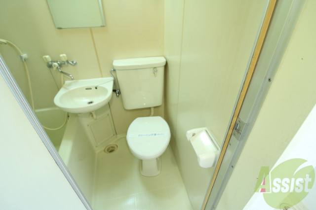 トイレ　清潔感あるトイレです