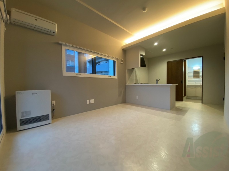 居室・リビング　広くてきれいなリビングです！快適に過ごせそうですね。