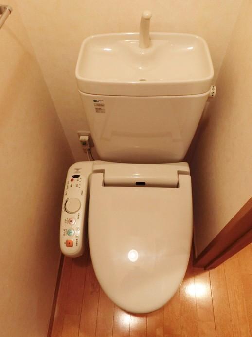 トイレ　トイレ