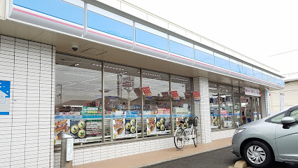 コンビニ　ローソン 高松川島東店（コンビニ）まで553m