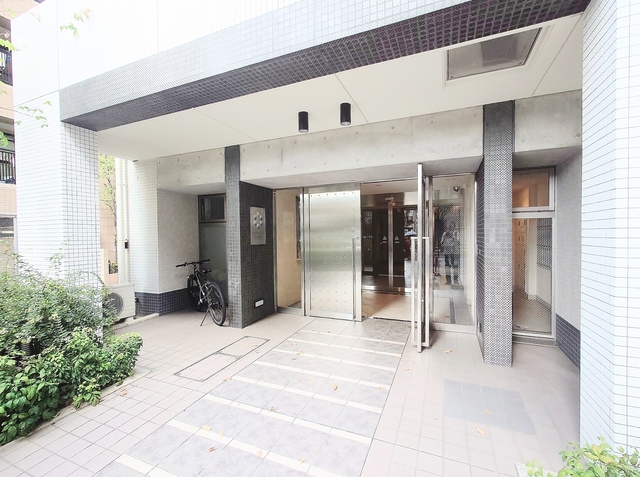 エントランス　エントランス