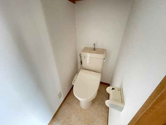 トイレ　※別部屋の写真です