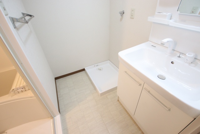 洗面設備　※別号室の参考写真の為、原状優先です。