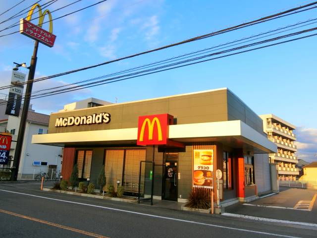 飲食店　マクドナルド山城田辺店（飲食店）まで375m
