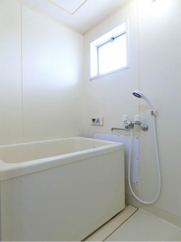 バス・シャワールーム　図面と現状に相違がある場合には現状を優先