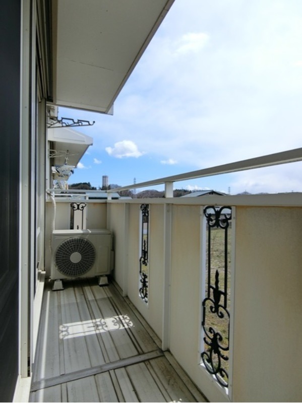 バルコニー　図面と現状に相違がある場合には現状を優先