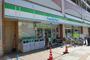 コンビニ　ファミリーマート長岡京駅前店（コンビニ）まで990m