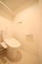 トイレ　レオンコンフォート本町東III