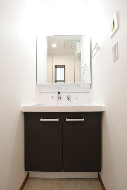 洗面設備　洗面所