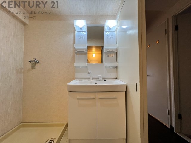 洗面設備　独立洗面化粧台です！