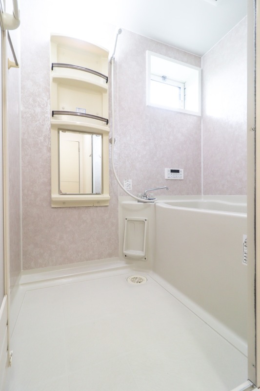 バス・シャワールーム　図面と現状に相違がある場合には現状を優先