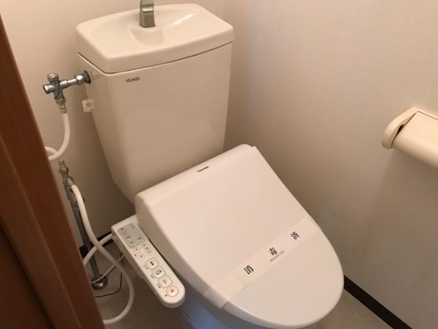 トイレ　トイレ
