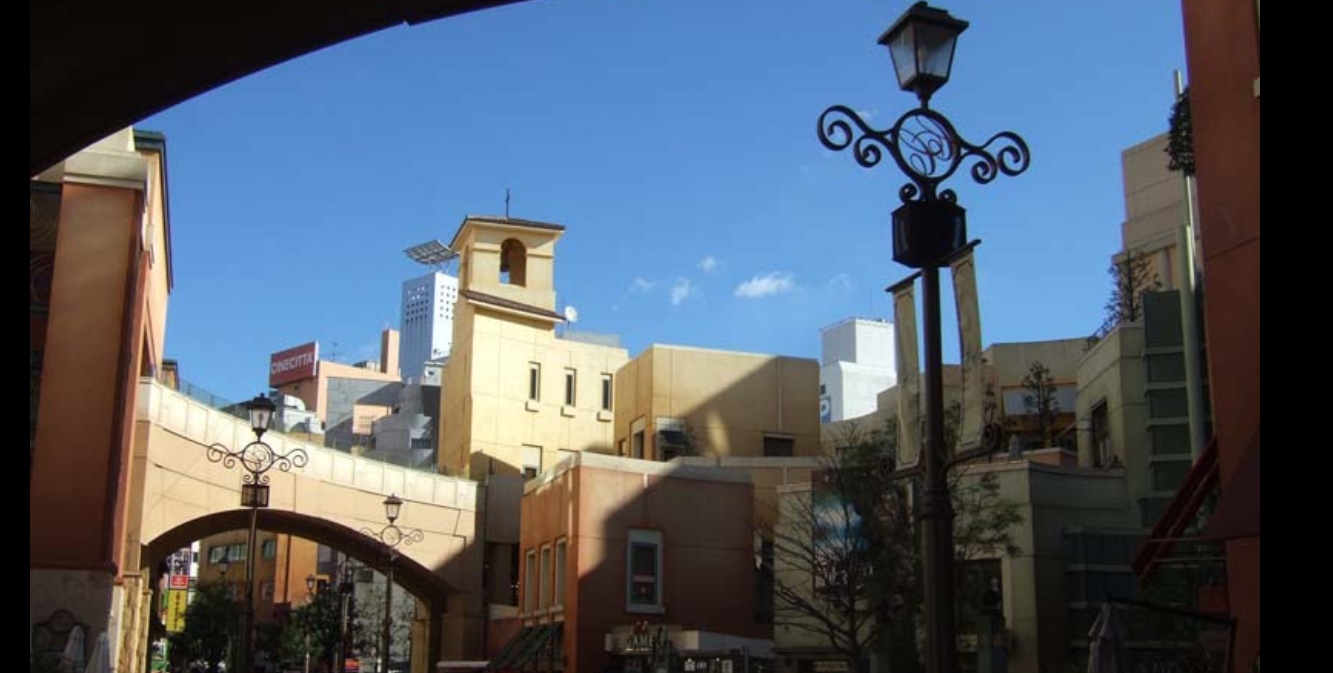 ショッピングセンター　LA　CITTADELLA　MAGGIORE（ショッピングセンター）まで457m