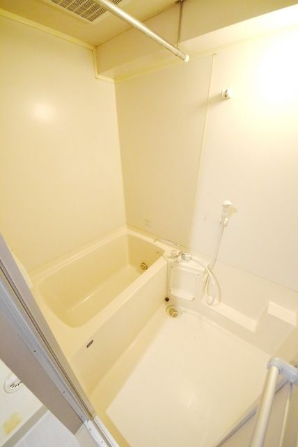 バス・シャワールーム　★すっきりきれいなバスルームです★