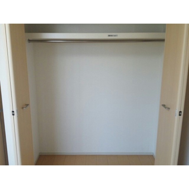 収納　クローゼット