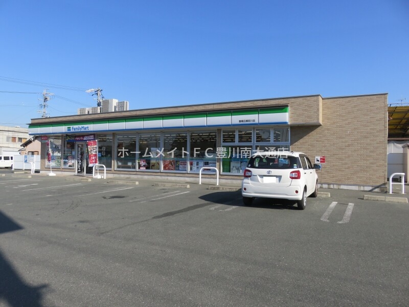 コンビニ　ファミリーマート豊橋瓜郷前川店（コンビニ）まで635m