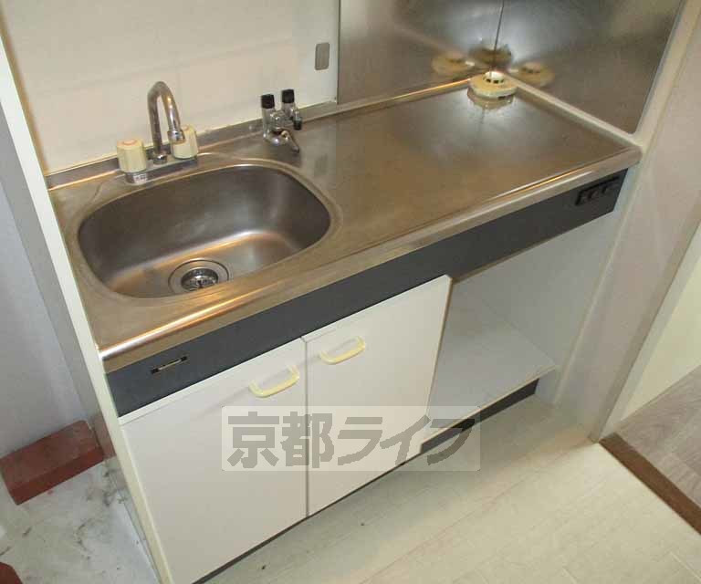 キッチン　キッチンです。