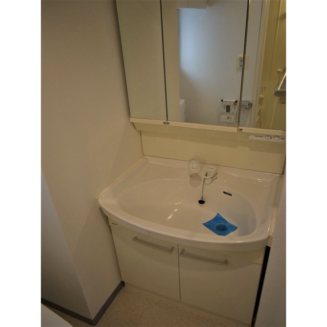 洗面設備　忙しい朝には欠かせない洗面所です