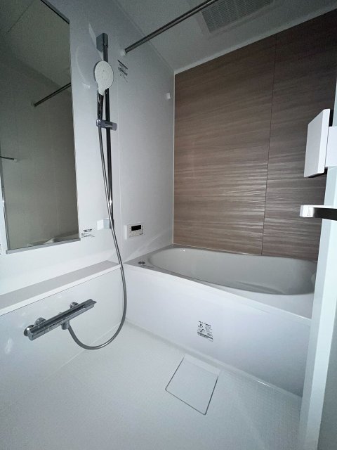 バス・シャワールーム　同物件、別号室のものです。