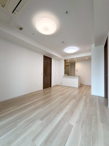 居室・リビング　富久クロスコンフォートタワー