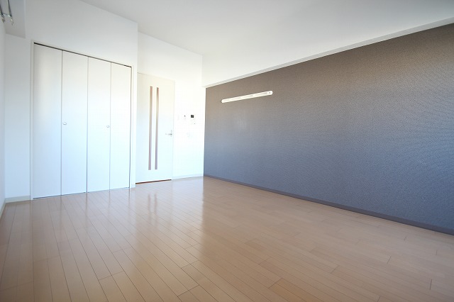 居室・リビング　同物件別号室の写真です。