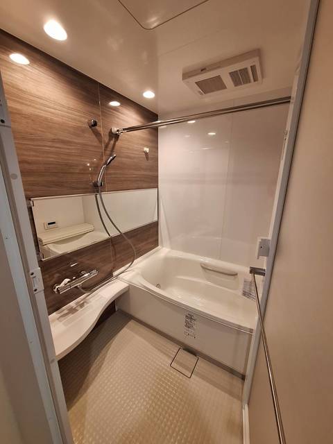 バス・シャワールーム