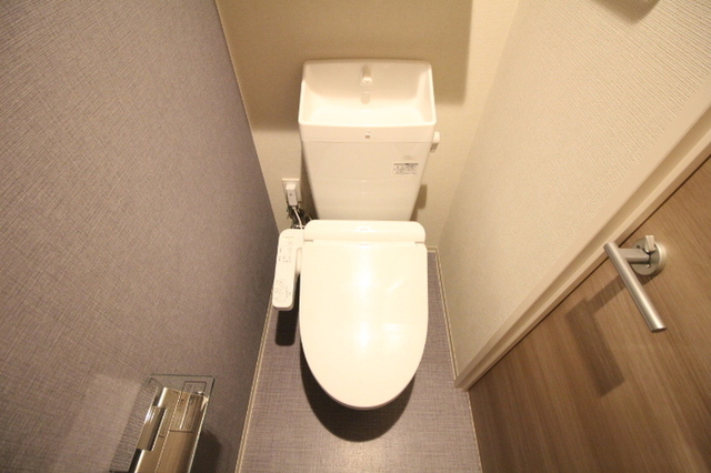 トイレ　１００１　トイレ