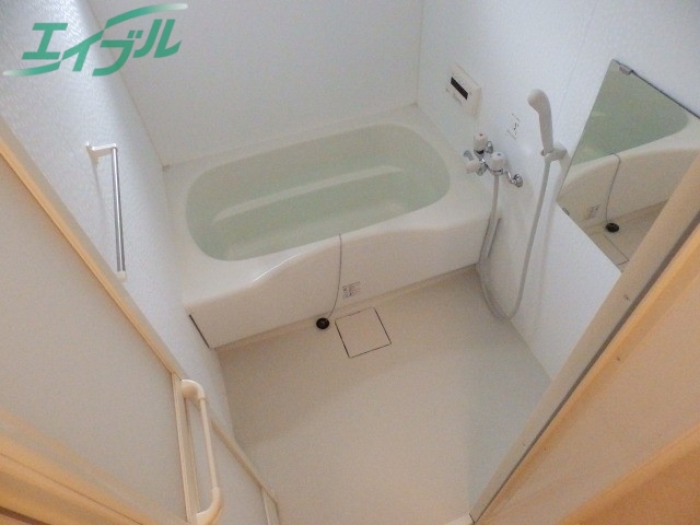 バス・シャワールーム　別部屋同タイプ