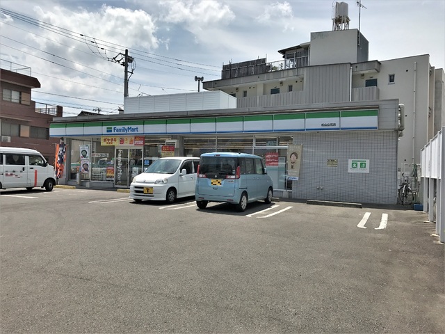 コンビニ　ファミリーマート松山立花店（コンビニ）まで170m