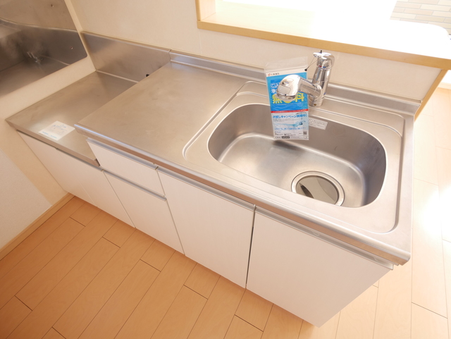 キッチン　★収納スペース豊富なキッチン★