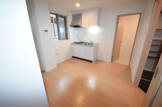 居室・リビング　☆明るい居室☆