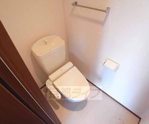 トイレ　清潔感溢れるトイレ