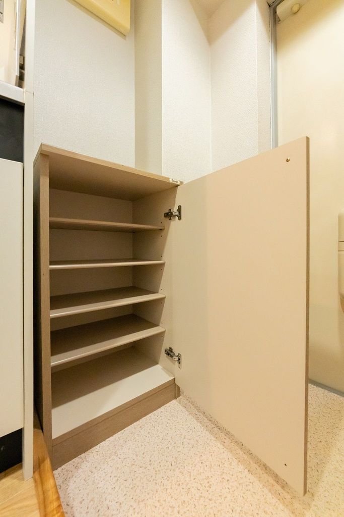 玄関　シューズボックス