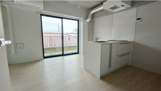 居室・リビング　開放感のあるゆったりとしたお部屋です♪