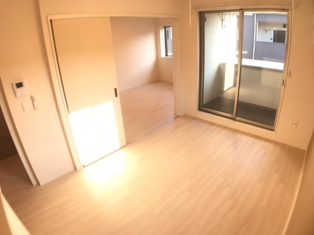 居室・リビング　リビング